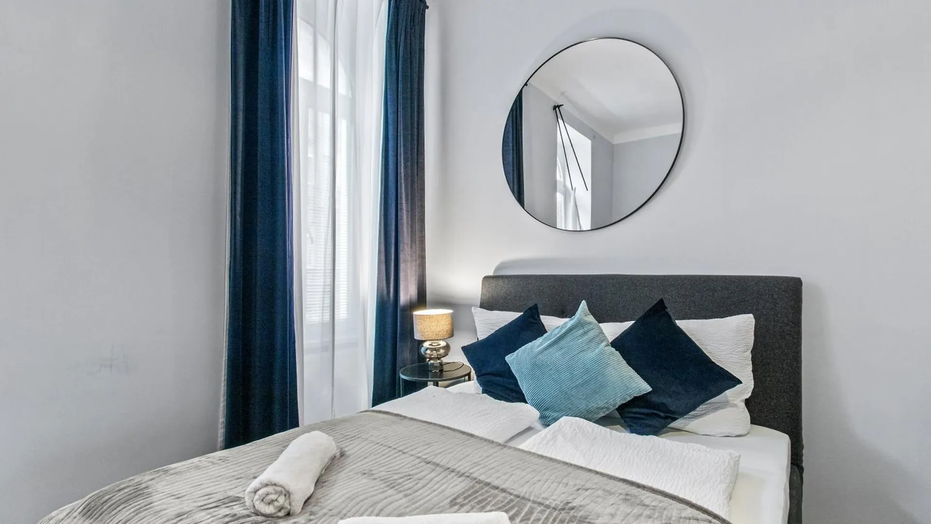 Balcony Apartment, 4 Min To U3 Zipperer Strasse Wiedeń 0*,