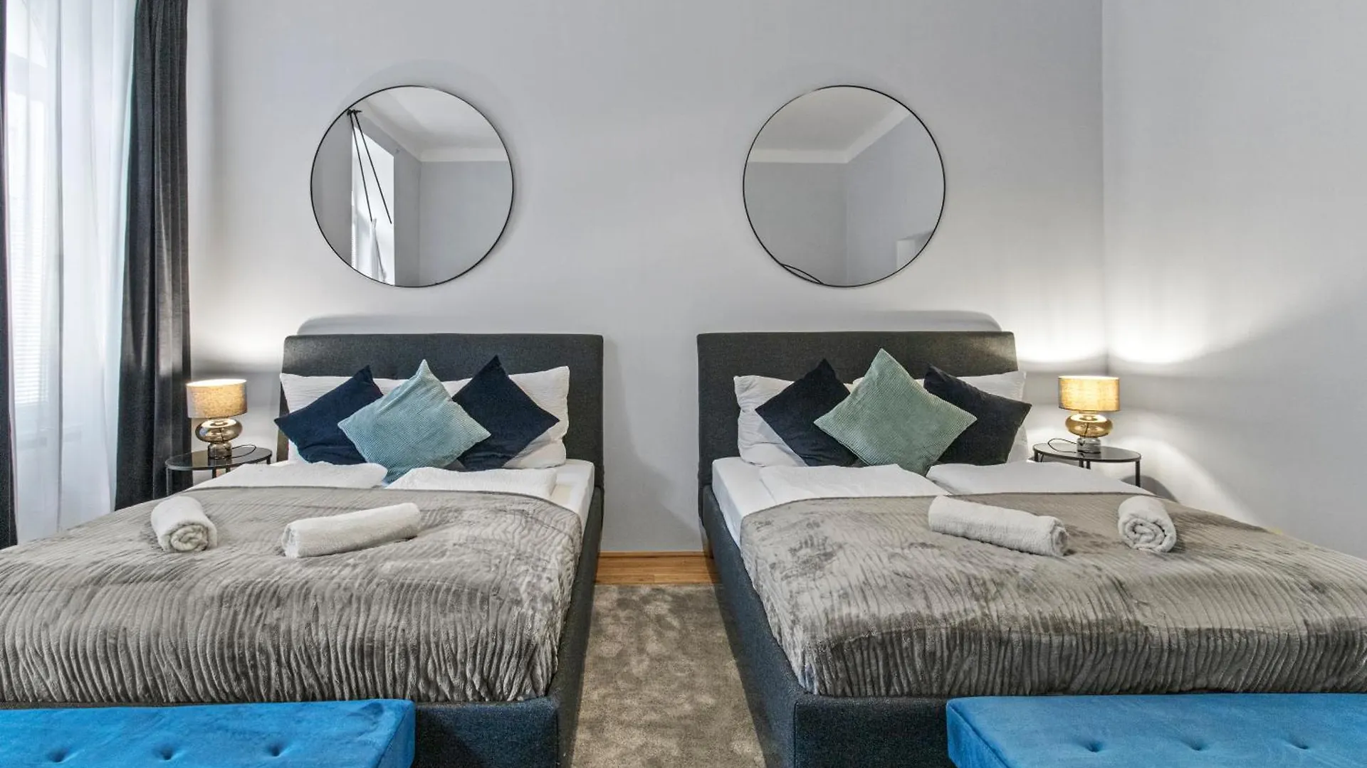 Balcony Apartment, 4 Min To U3 Zipperer Strasse Vienna 0*,