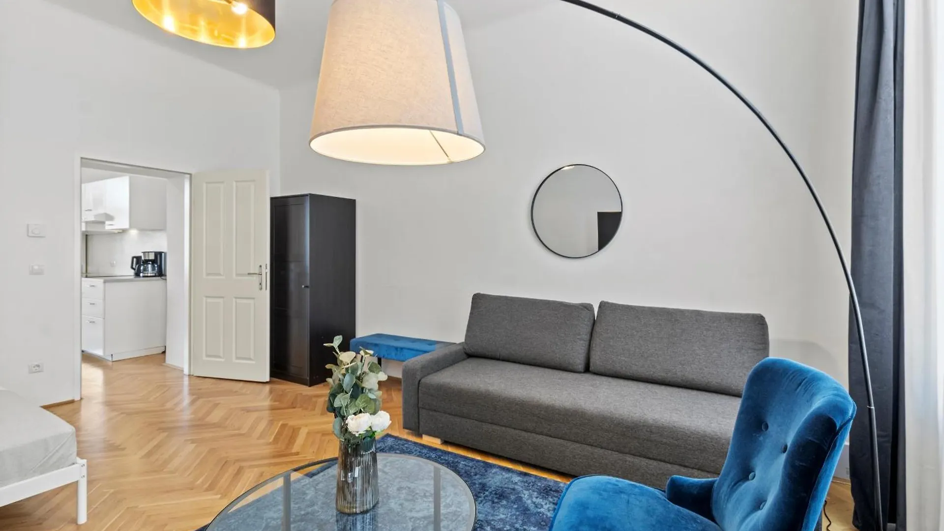 Balcony Apartment, 4 Min To U3 Zipperer Strasse Wiedeń Austria