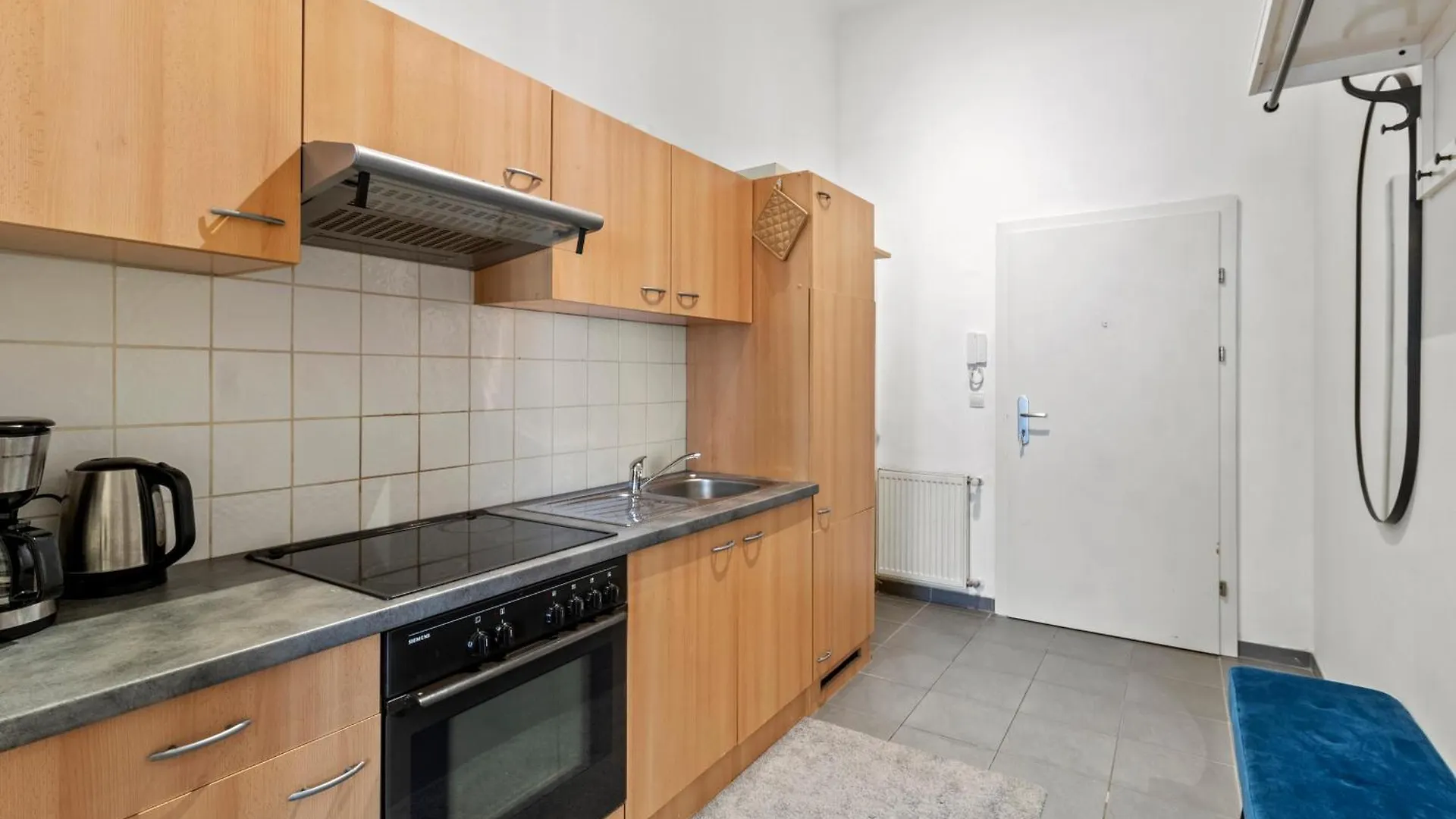 Apartament Balcony Apartment, 4 Min To U3 Zipperer Strasse Wiedeń