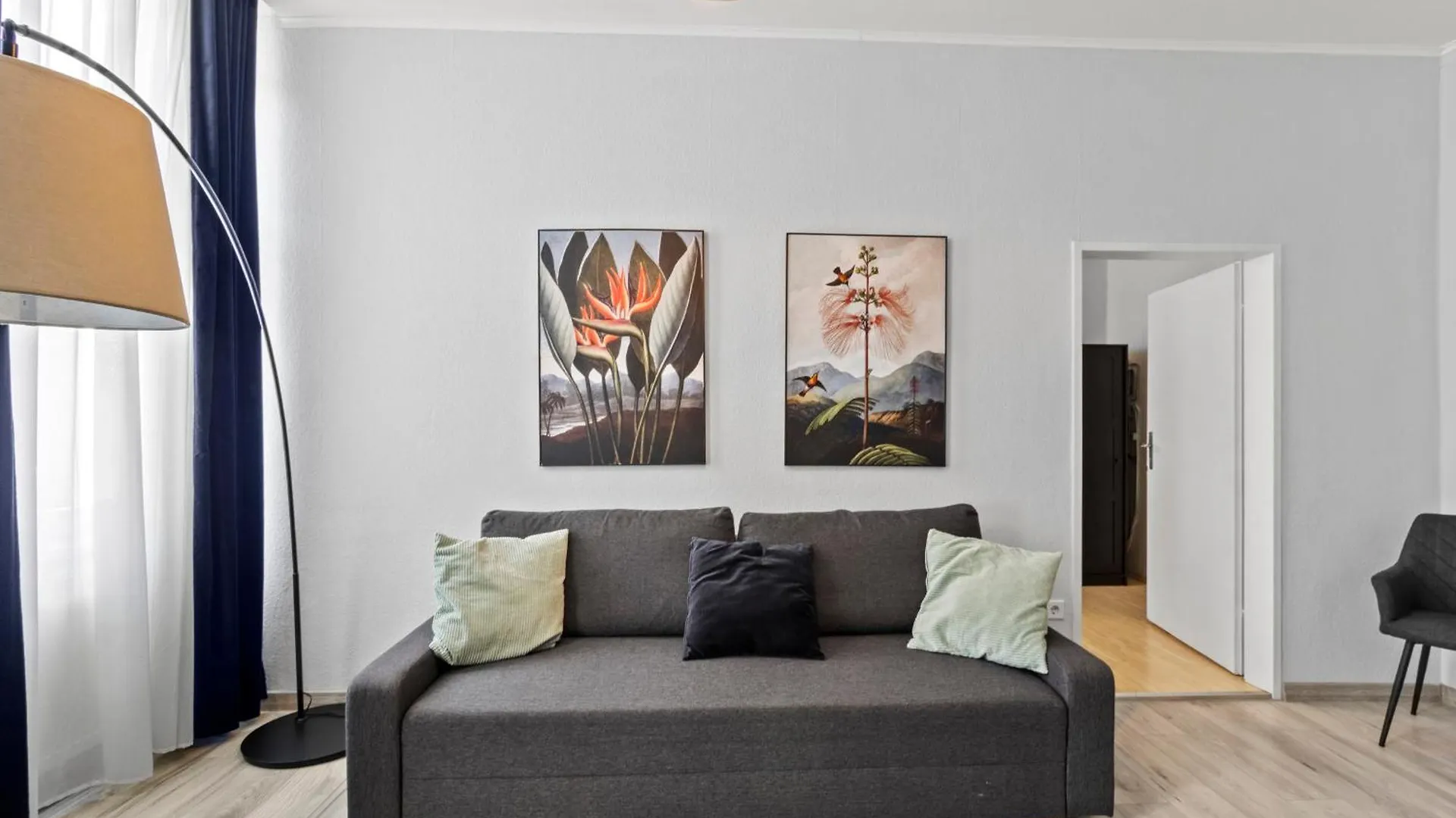 Apartament Balcony Apartment, 4 Min To U3 Zipperer Strasse Wiedeń