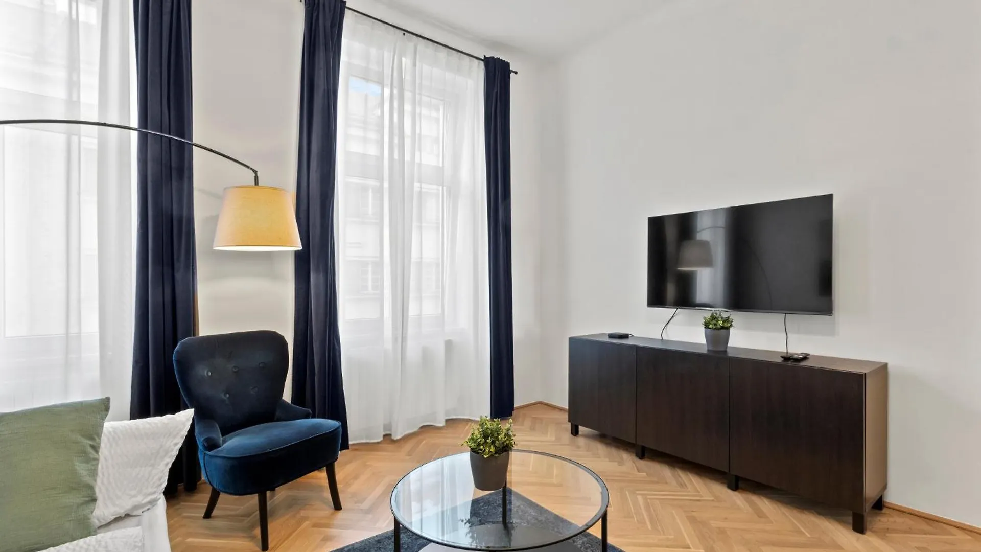 Apartament Balcony Apartment, 4 Min To U3 Zipperer Strasse Wiedeń Austria