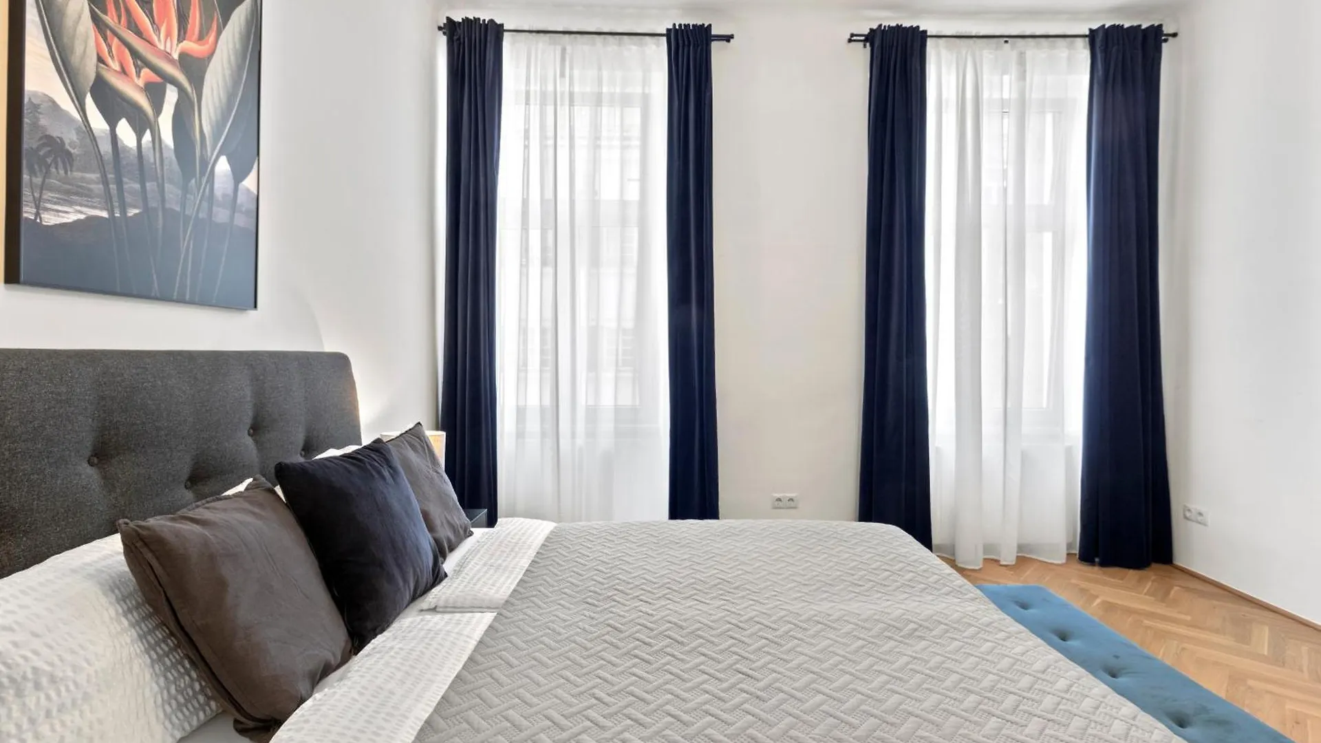 Balcony Apartment, 4 Min To U3 Zipperer Strasse Wiedeń