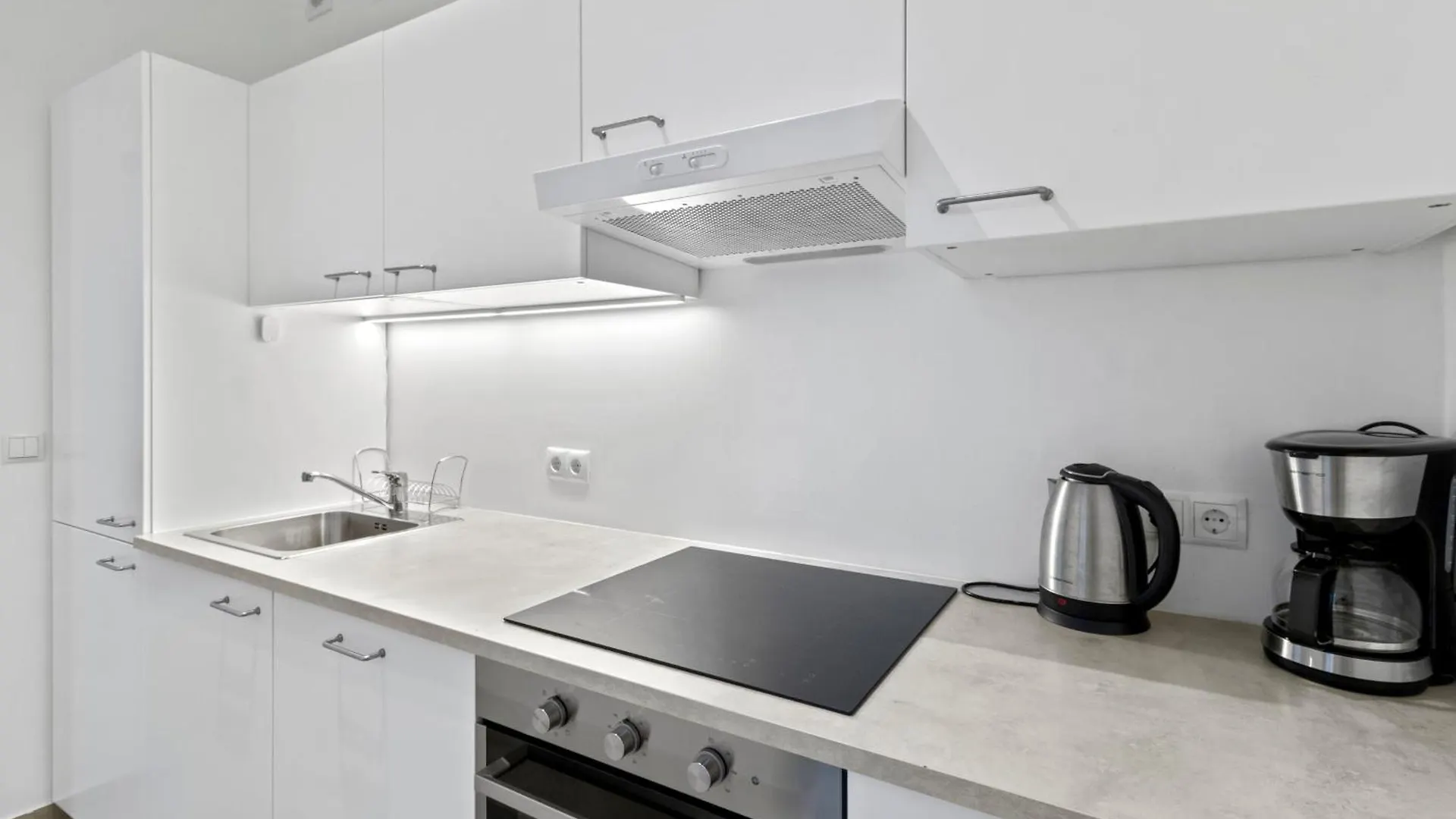 Apartament Balcony Apartment, 4 Min To U3 Zipperer Strasse Wiedeń