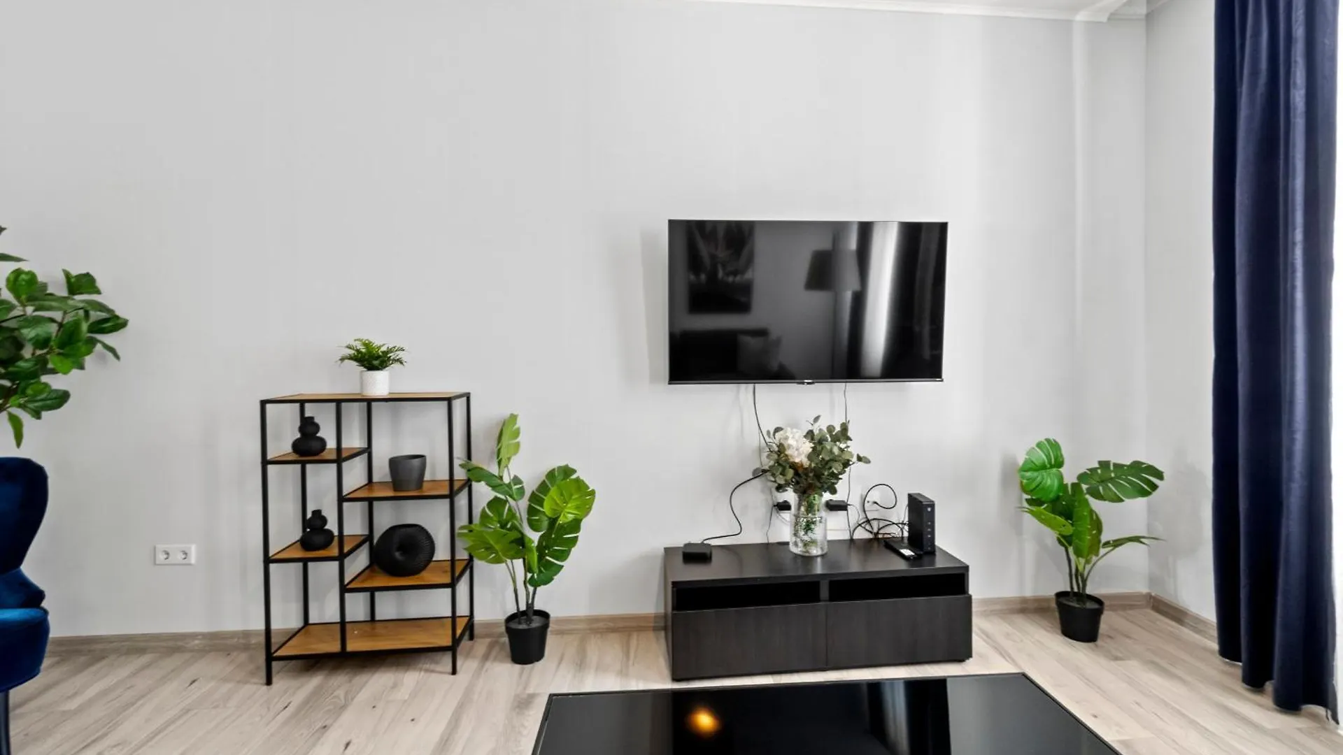 Balcony Apartment, 4 Min To U3 Zipperer Strasse Wiedeń Apartament
