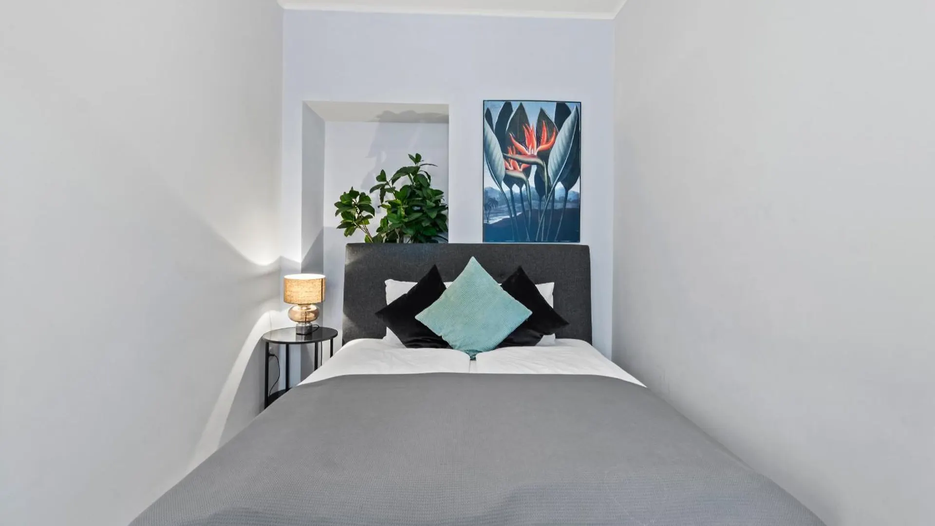 Balcony Apartment, 4 Min To U3 Zipperer Strasse Wiedeń